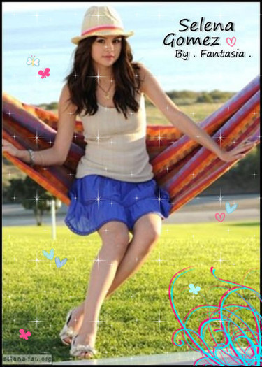 51561750_BXCBGHY2 - Selena Gomez 1
