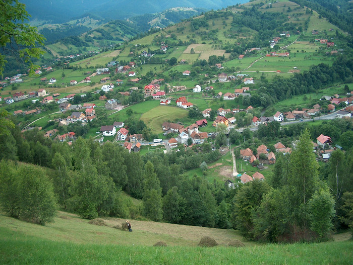 "Podul Simonului ... " - Familia CICEU in vizita la Moieciu