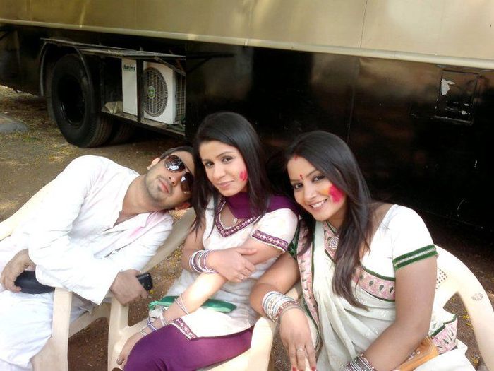 188703_10150116474795863_665985862_7044001_6564507_n - xxNidhi Uttam-Nandinixx