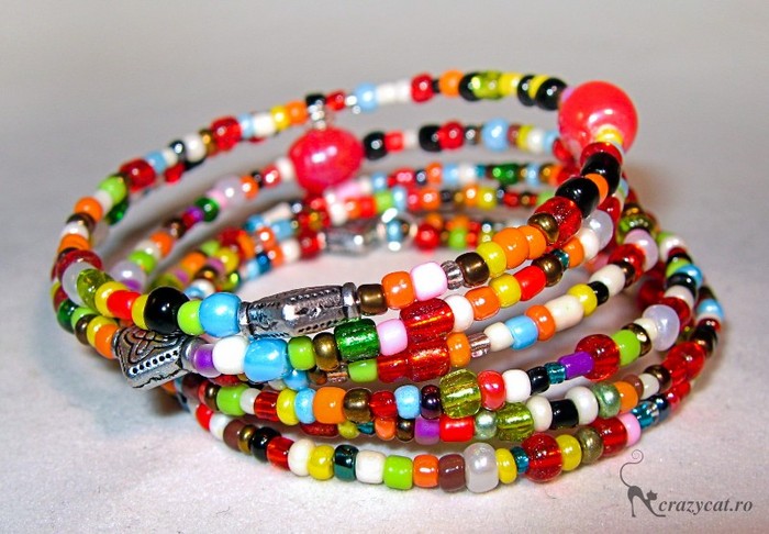 Bratara-seed-beads-colorata1 - accesorii cool