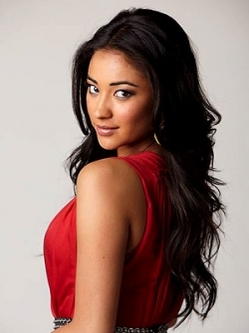 Shay Mitchell (4)