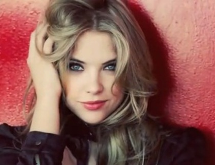 Ashley Benson (6)a