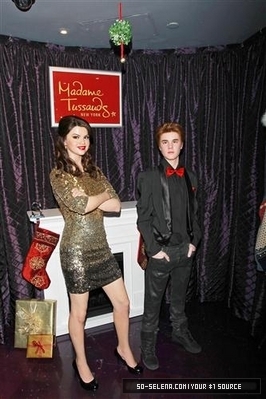 normal_047 - Wax figure of Selena Gomez at Madame Tussauds