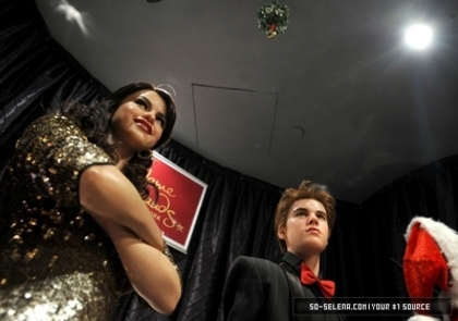 normal_ABACA_A79378_024 - Wax figure of Selena Gomez at Madame Tussauds