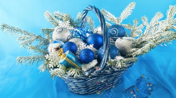 495480-1024x576-20-christmas-centepiece