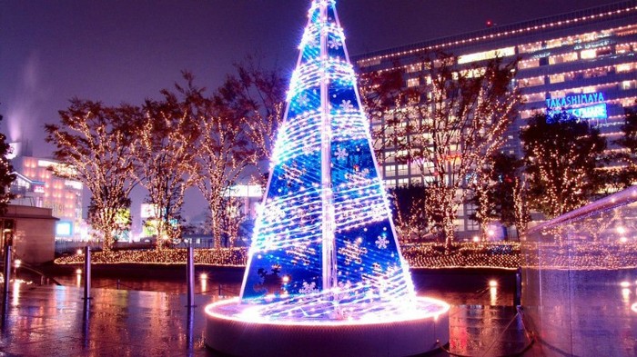 538627-1024x576-christmas-tree-