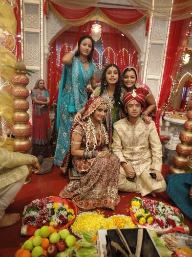 60089_159255277434040_111306905562211_470966_534038_n - Yeh Rishta Kya Kehlata Hai - Dragoste dulce-amara