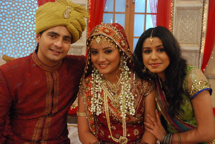 61014_159254810767420_111306905562211_470953_7770403_n - Yeh Rishta Kya Kehlata Hai - Dragoste dulce-amara