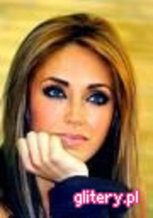 0050318307 - 1-Anahi Pics 1-1