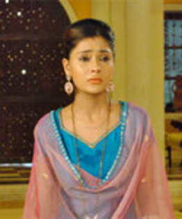 c15sara - Sara Khan