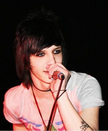 andy110[1] - andy sixx