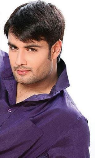 309523_226283050761894_116768125046721_637866_708119779_n - Vivian Dsena as Abhay Raichand