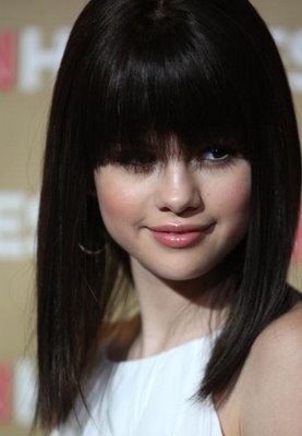 SelenaGomez - selena gomez - emo