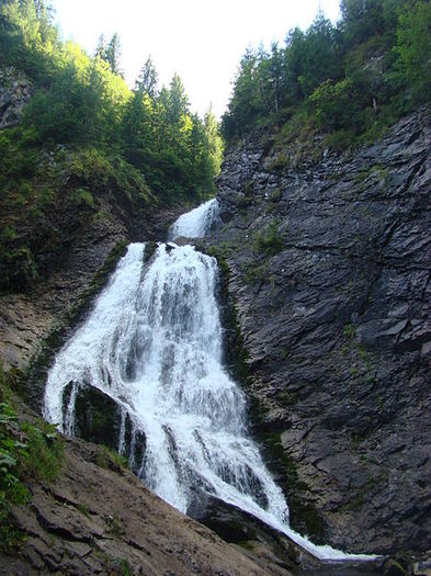 450px-RO_CJ_Valul_Miresii_waterfall_4 - Clujul rural