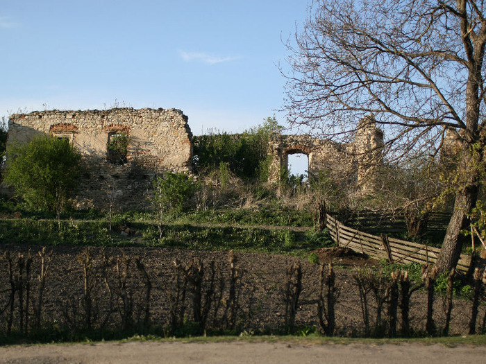 Aghiresu_castle,_Romania