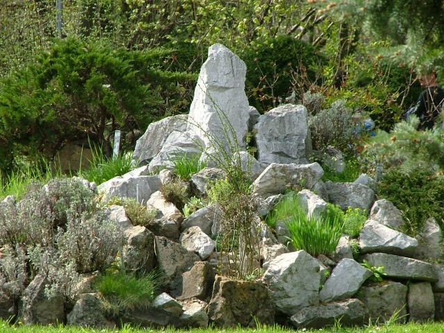 Cluj-Napoca_botanical_garden_02