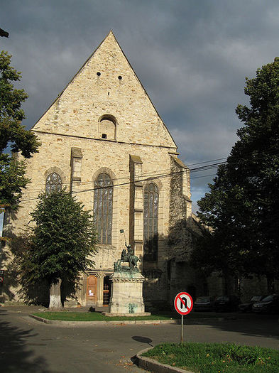 450px-Biserica_Reformată_de_pe_Uliţa_Lupilor,_Cluj-Napoca_(2) - Orasele din Cluj