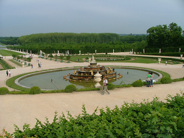 Splendidele gràdini Versailles - PARIS IN VIZITA LA PRIETENI