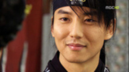 Kim Nam Gil-Kim Soo-Roo - Legendele palatului Regele Kim Jun Ae-Personaje