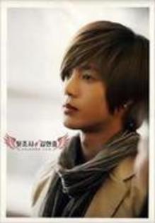 51109221_FLQOJJLPR - Kim Hyun Joong