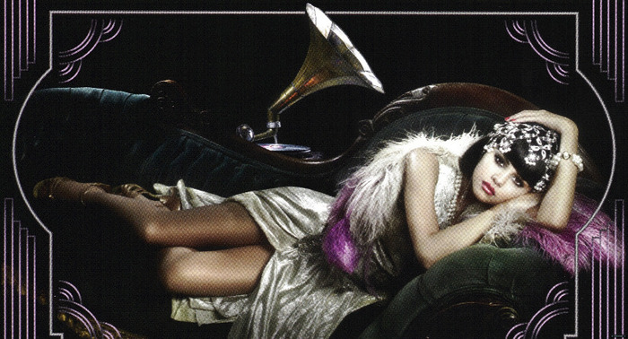 selena-gomez-when-the-sun-goes-down-maria007-24095122-2560-1382