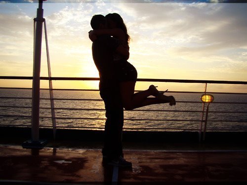 310419_239742569415218_100001384316717_704876_1495281742_n_large