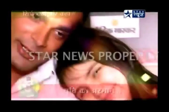4 (42) - DILL MILL GAYYE Shilpa Karan SBS Party Caps I