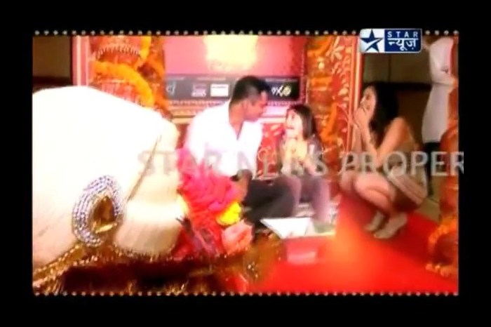 8 (23) - DILL MILL GAYYE Shilpa Karan SBS Party Caps I