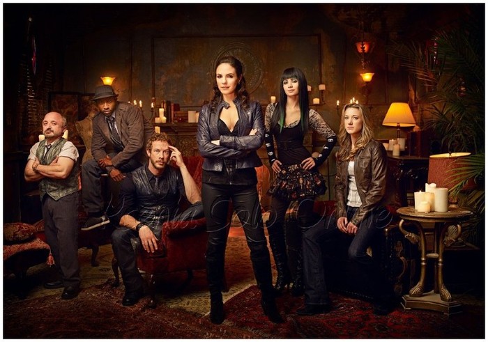 All9 - LOST GIRL
