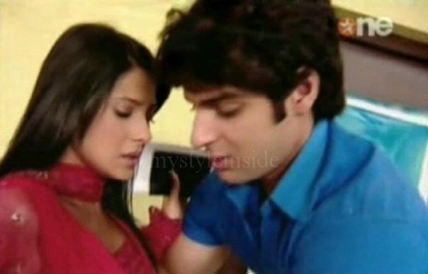 17860_107877905889268_100000011775429_213117_6727794_n - xxKaran Wahi si Jennifer Winget- Siddhant si Ridhimaxx