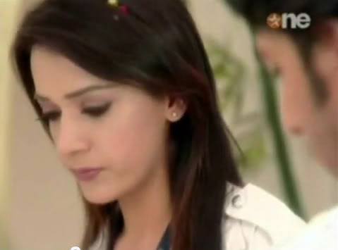 Yuvraj-NainaLoveScene-121-YouTube-GoogleChrome19092011031017bmp - 0xNeha Jhulka si Sehban Azim-Naina si Yuvrajxx