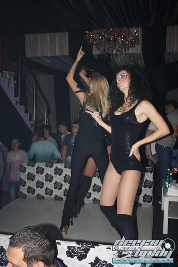 Party 118 - Club Cool - Nick Kamarera