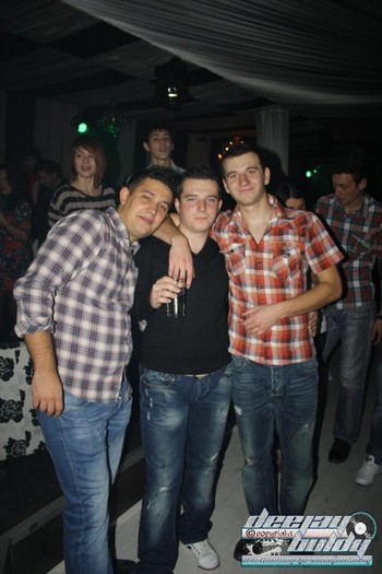Party 141 - Club Cool - Nick Kamarera