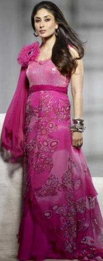 kareena-kapoor-wearing-firdous-collection-28