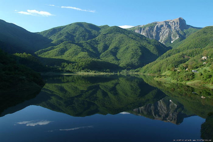 5911_2_alpi-apuane-monte-pisamino-4 - Cele mai superbe locuri de pe Pamant