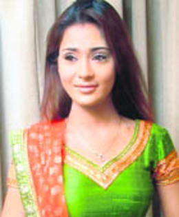 tt22 - Sara Khan
