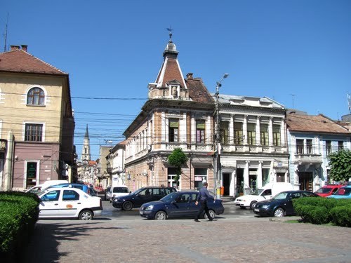 Piata Avram Iancu si Str. Iuliu Maniu