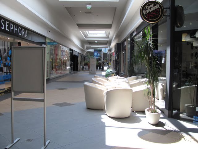 Polus Center