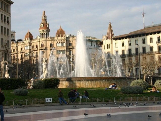 6908_799px-spain-barcelona-plaza-catalunya - barcelona oras