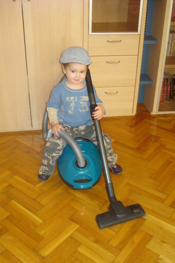 MAINE ESTE ZIUA NOASTRA!