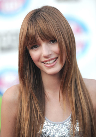 BELLA-THORNE-DOSOMETHING-2010 - o - Bella Thorne - o