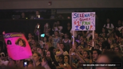 normal_We%20Own%20The%20Night%20Middle%20of%20Nowhere_mp4_041