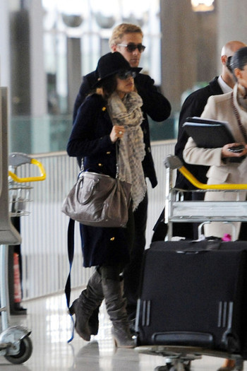 Eva and Ryan (8) - x - Eva Mendez Ryan Gosling in Paris