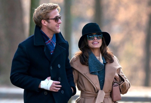 Eva and Ryan (26) - x - Eva Mendes and Ryan Gosling Out and About