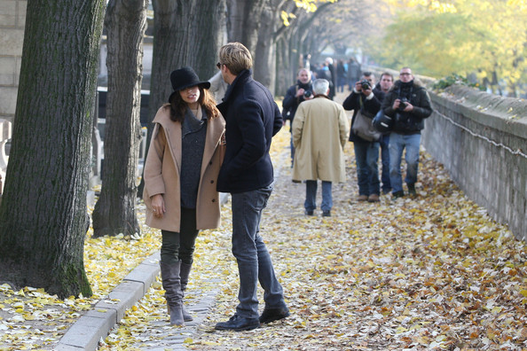 Eva and Ryan (84) - x - Eva Mendes and Ryan Gosling Out and About