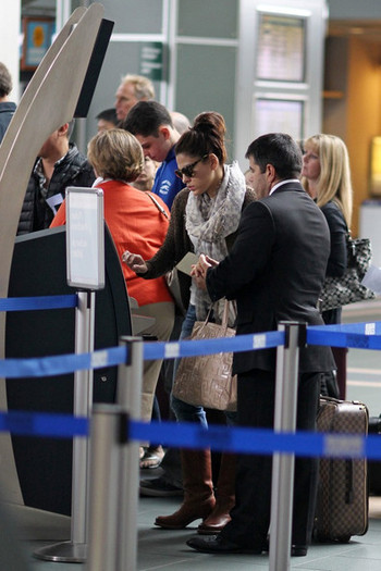 Eva (1) - x - Eva Mendes at YVR