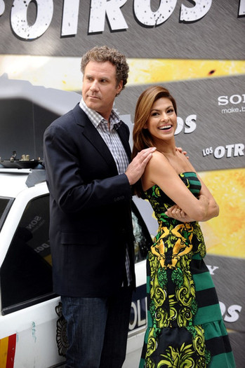 Eva (13) - x - Eva Mendes Attend The Other Guys Photocall in Madrid