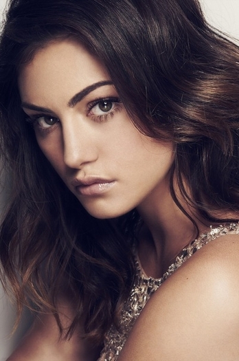 xHotelDeluxe - o - Phoebe Tonkin - o