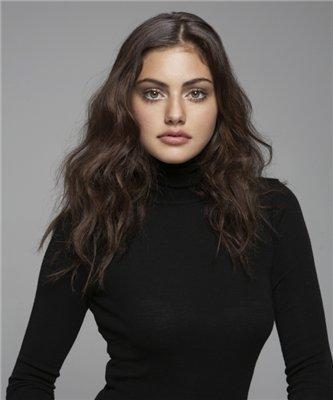 _bXO4P047136-02 - o - Phoebe Tonkin - o