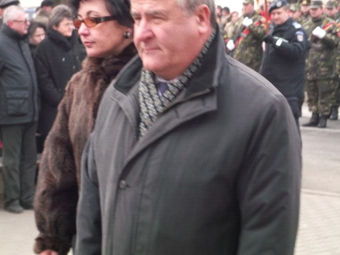 Prof.Vasile Negruser, valoare mare - ZIUA NATIONALA a ROMANIEI